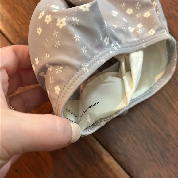 Quincy Mae Blue Floral One Piece Swimsuit Bathing Suit NWT 2-3 years - Picture 4 of 5